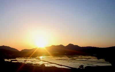 朴坂山（ほおざかやま）に沈む夕日